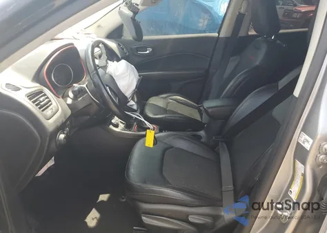 2020 Jeep Compass Trailhawk из США, поврежденный, VIN 3C4NJDDB8LT214358